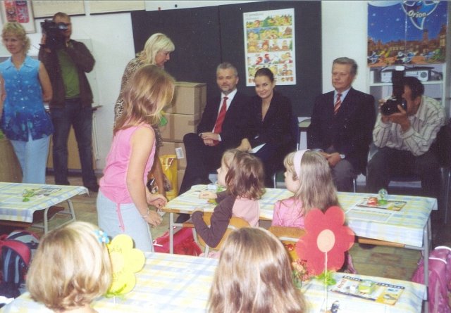 img00002.jpg