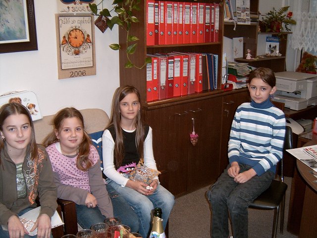 img00009.jpg