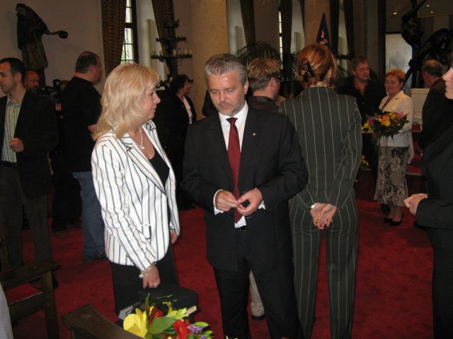 img00007.jpg
