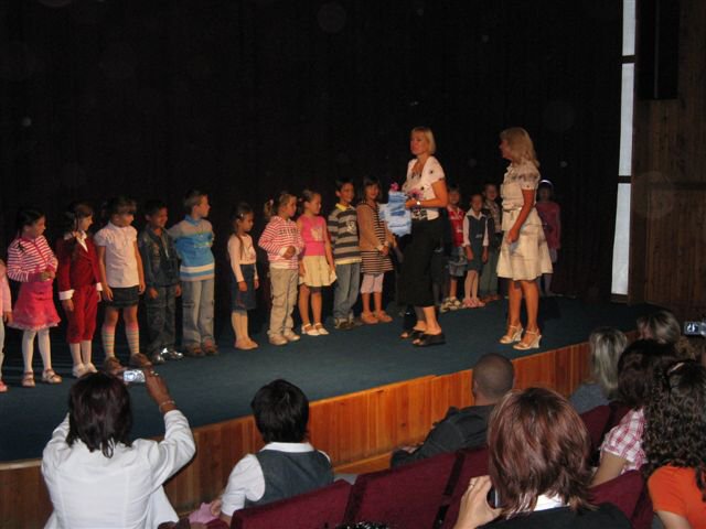 img00002.jpg