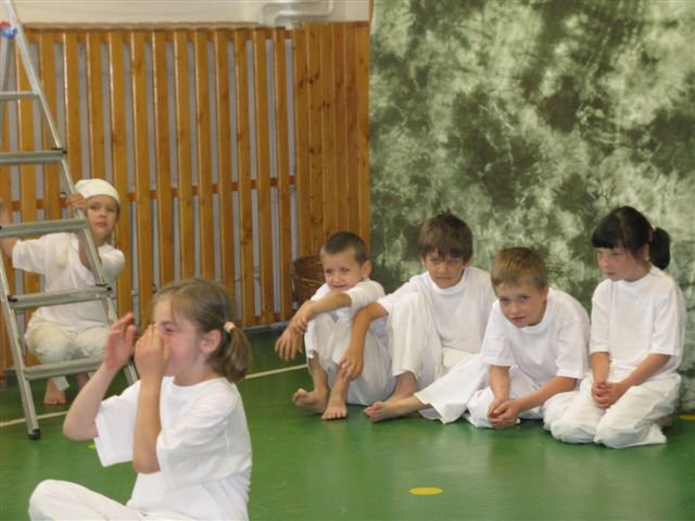 img00004.jpg