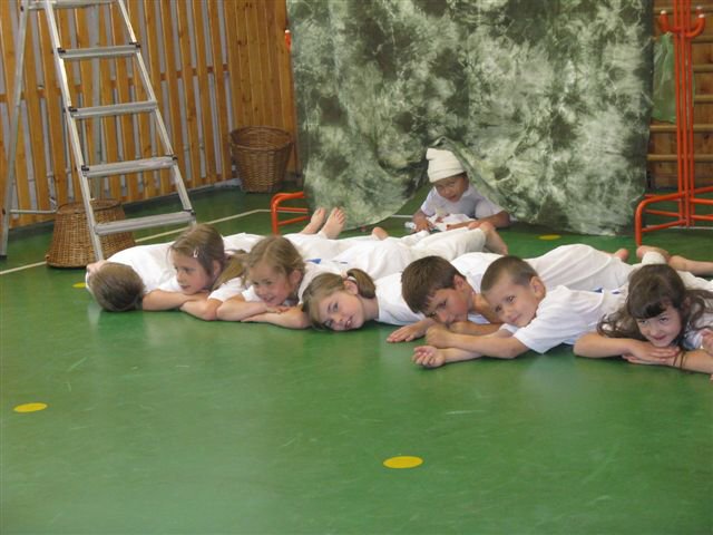 img00006.jpg