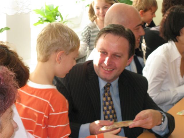 img00005.jpg