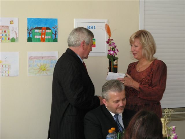 img00006.jpg