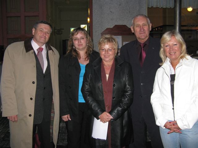 img00002.jpg