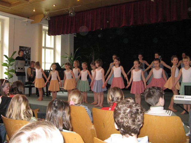 img00002.jpg