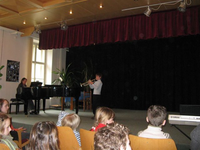 img00003.jpg